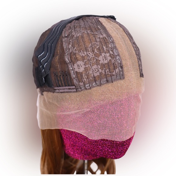 ♥️ Chelsey Smith Crowns in Brett (Golden Amber) - Picture 4 of 6